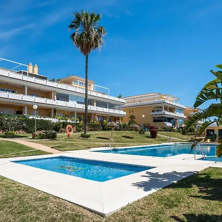 Apartment Vivi Homes - Rome Pool, Garden, Golf & Marbella