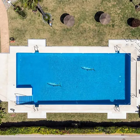 Vivi Homes - Rome Pool, Garden, Golf&beach * Marbella