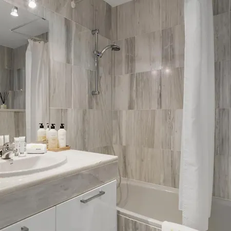 Vivi Homes - Rome Pool, Garden, Golf & * Marbellac