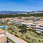 Vivi Homes - Rome Pool, Garden, Golf &