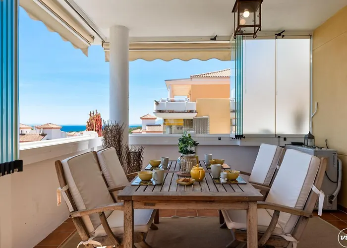 Апартаменты Vivi Homes - Rome Pool, Garden, Golf & Марбелья