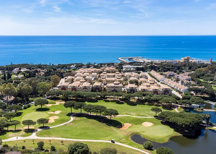 Vivi Homes - Rome Pool, Garden, Golf &