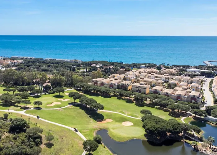 Vivi Homes - Rome Pool, Garden, Golf &