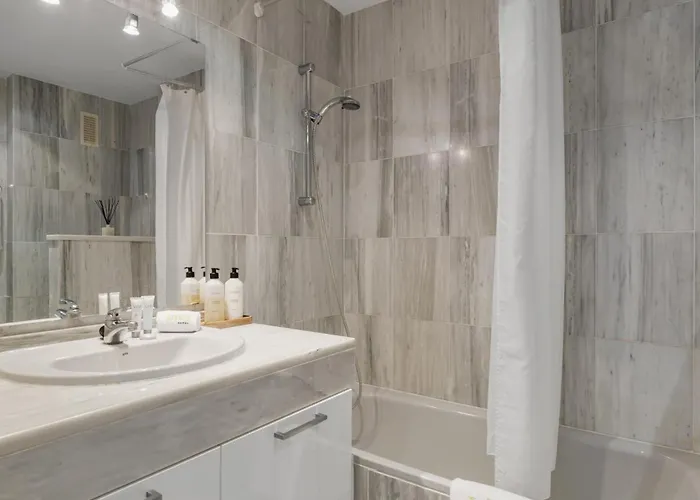 Vivi Homes - Rome Pool, Garden, Golf & * ماربيا